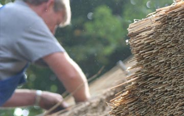 professional Biddulph Moor thatchers